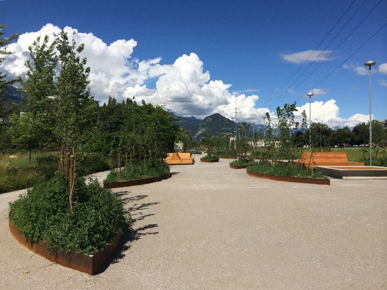 Stream Park - Cours Roger Bonvin - Belandscape
